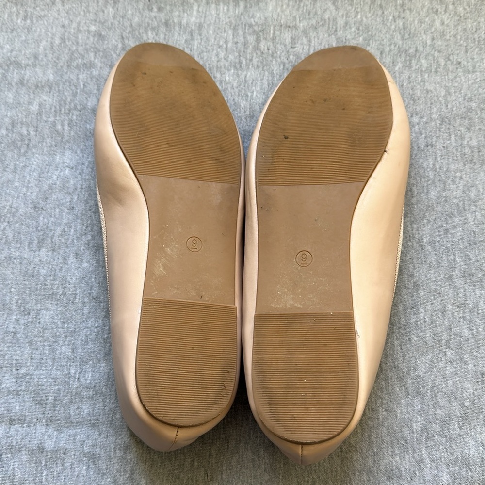 Nude Flat - Picture 2 of 4